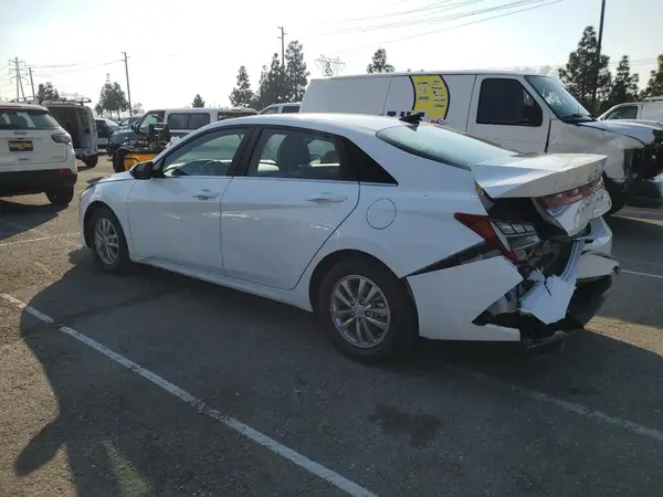 KMHLN4AJ9PU063917 2023 HYUNDAI ELANTRA - Image 2