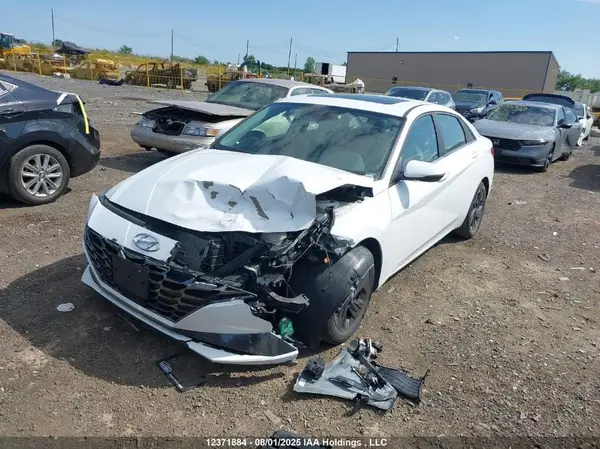 KMHLN4AJXNU015761 2022 HYUNDAI ELANTRA - Image 2