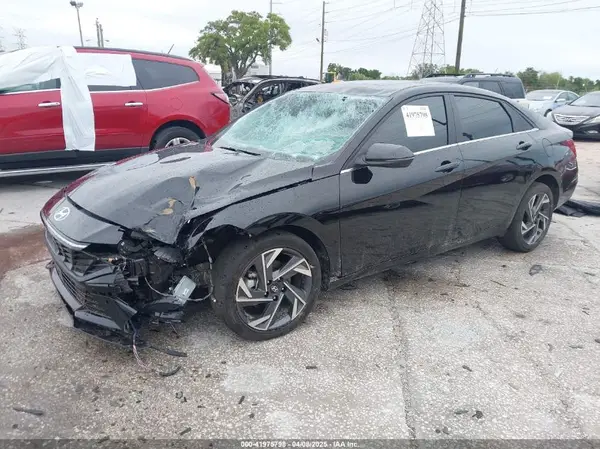 KMHLN4DJ1RU101557 2024 HYUNDAI ELANTRA - Image 2