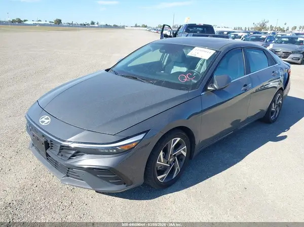 KMHLN4DJ2RU097230 2024 HYUNDAI ELANTRA - Image 2
