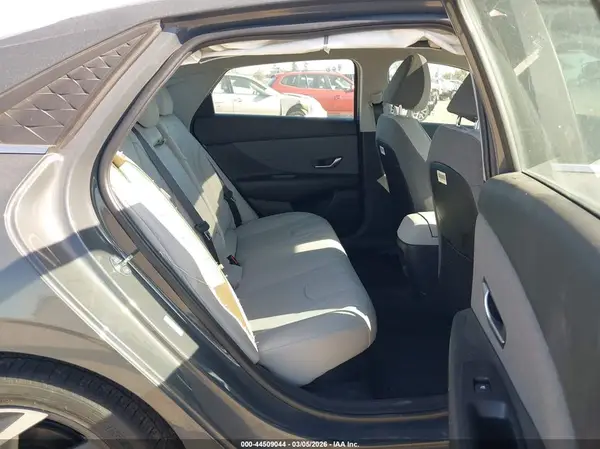KMHLN4DJ2RU097230 2024 HYUNDAI ELANTRA - Image 8