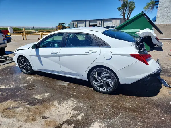 KMHLN4DJ2SU165743 2025 HYUNDAI ELANTRA - Image 2