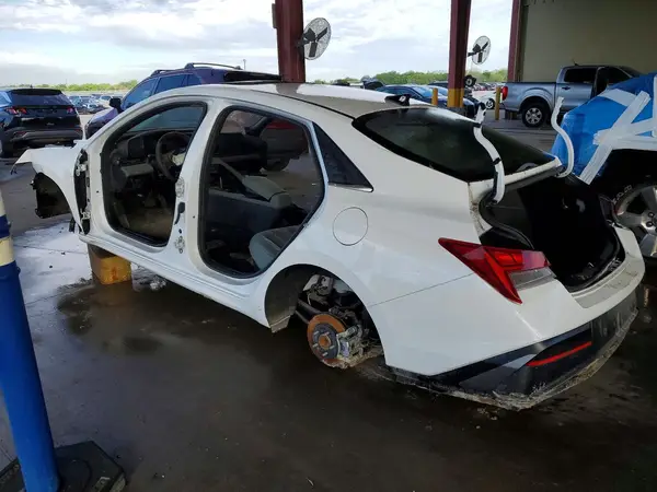 KMHLN4DJ2SU179769 2025 HYUNDAI ELANTRA - Image 2