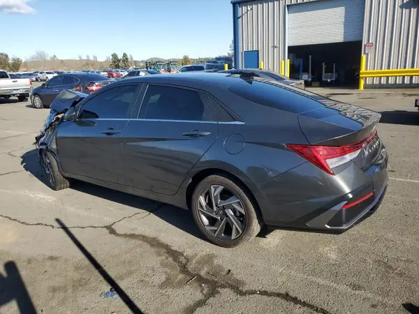 KMHLN4DJ3RU095793 2024 HYUNDAI ELANTRA - Image 2