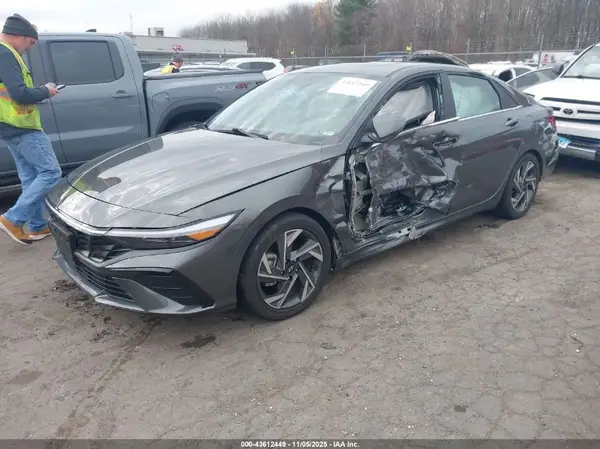 KMHLN4DJ3RU096541 2024 HYUNDAI ELANTRA - Image 2