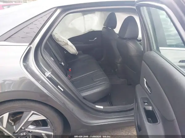 KMHLN4DJ3RU096541 2024 HYUNDAI ELANTRA - Image 8