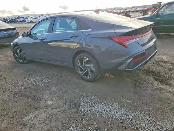 KMHLN4DJ3RU105903 2024 HYUNDAI ELANTRA - Image 2