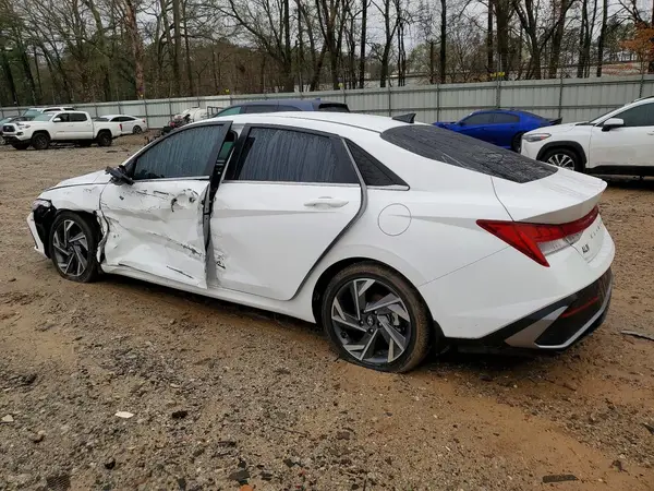 KMHLN4DJ4RU096631 2024 HYUNDAI ELANTRA - Image 2