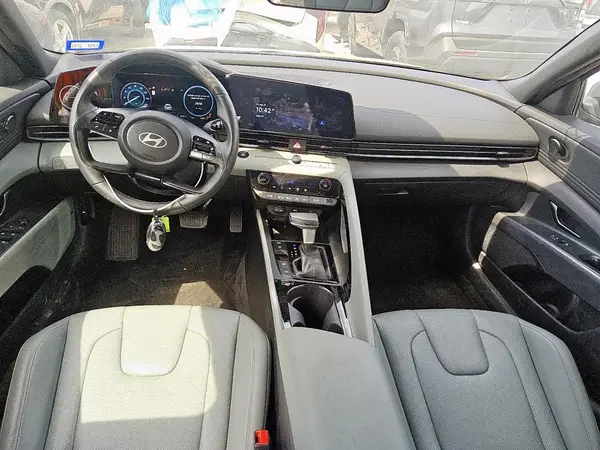KMHLN4DJ4SU127382 2025 HYUNDAI ELANTRA - Image 8