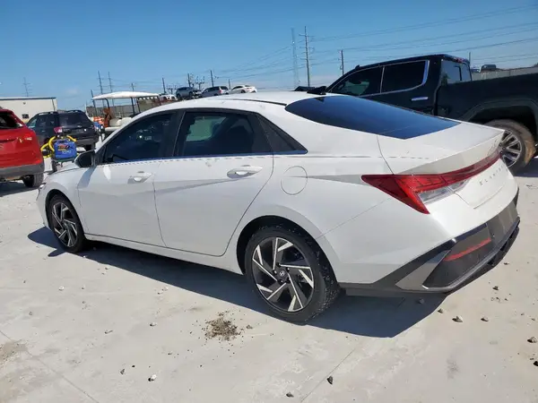 KMHLN4DJ5RU109340 2024 HYUNDAI ELANTRA - Image 2
