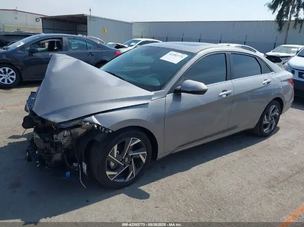 KMHLN4DJ7RU096025 2024 HYUNDAI ELANTRA - Image 2