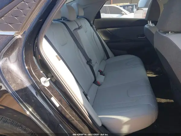 KMHLN4DJ7RU102549 2024 HYUNDAI ELANTRA - Image 8