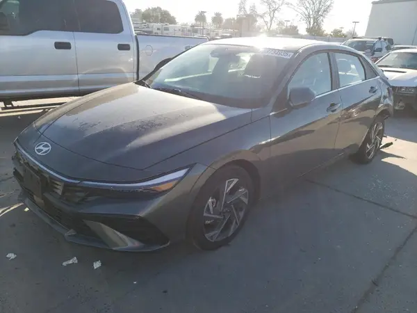 KMHLN4DJ8SU129555 2025 HYUNDAI ELANTRA - Image 1