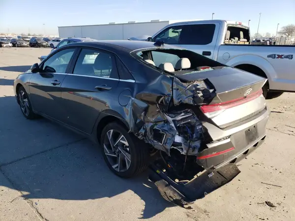 KMHLN4DJ8SU129555 2025 HYUNDAI ELANTRA - Image 2
