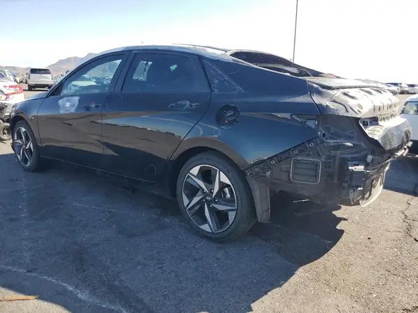 KMHLP4AG0NU301018 2022 HYUNDAI ELANTRA - Image 2