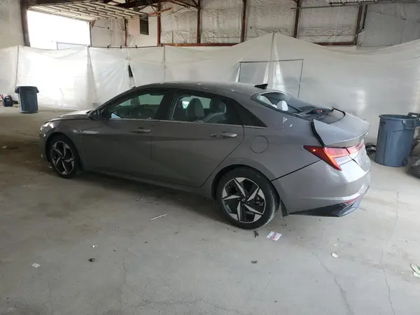 KMHLP4AG0NU340143 2022 HYUNDAI ELANTRA - Image 2