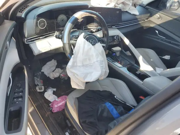 KMHLP4AG0NU343205 2022 HYUNDAI ELANTRA - Image 8