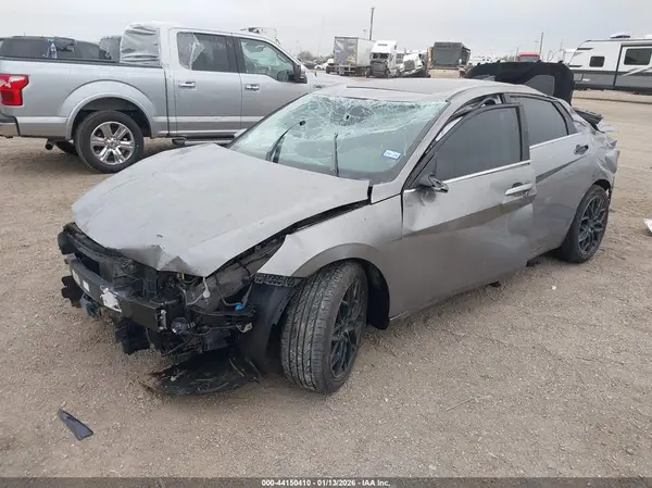 KMHLP4AG0NU350025 2022 HYUNDAI ELANTRA - Image 2