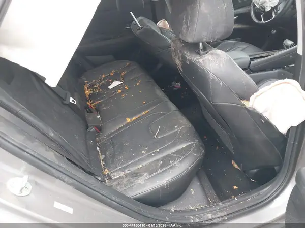 KMHLP4AG0NU350025 2022 HYUNDAI ELANTRA - Image 8