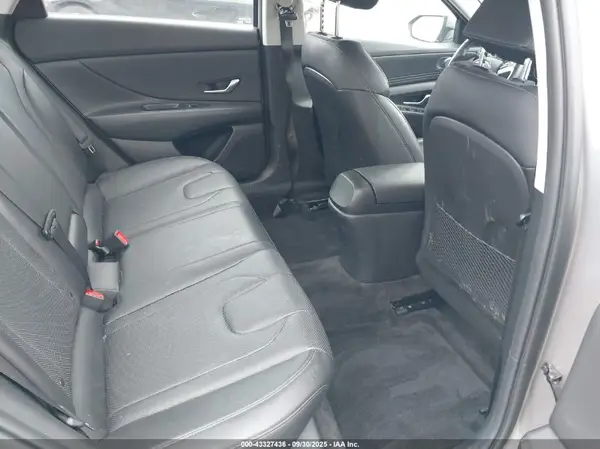 KMHLP4AG0NU366175 2022 HYUNDAI ELANTRA - Image 8