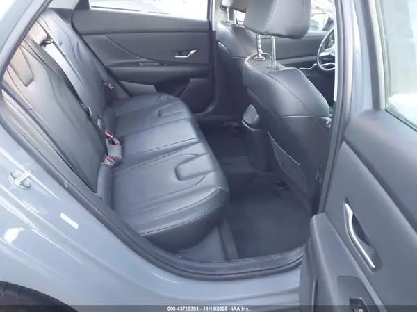 KMHLP4AG0PU371573 2023 HYUNDAI ELANTRA - Image 8
