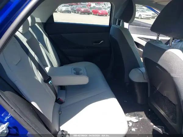 KMHLP4AG0PU459653 2023 HYUNDAI ELANTRA - Image 8