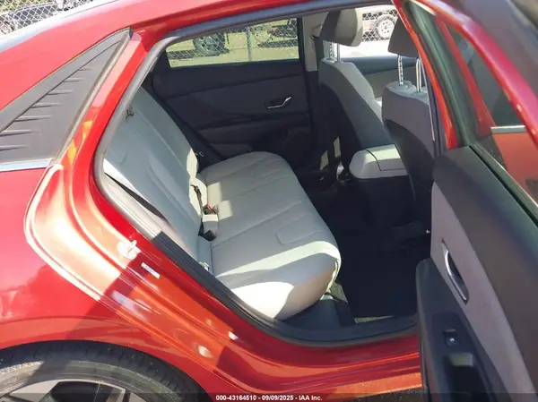 KMHLP4AG1MU118287 2021 HYUNDAI ELANTRA - Image 8