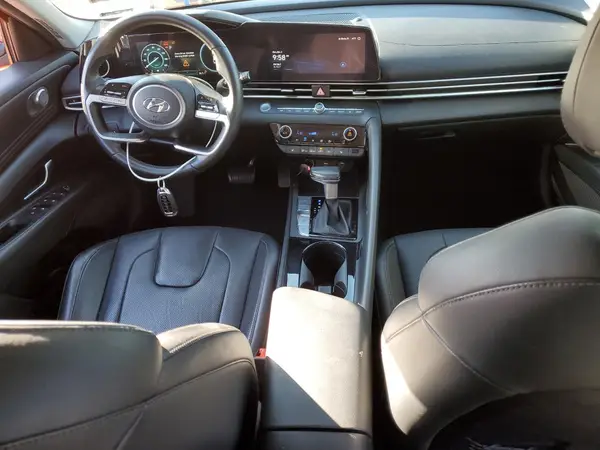 KMHLP4AG1NU218035 2022 HYUNDAI ELANTRA - Image 8