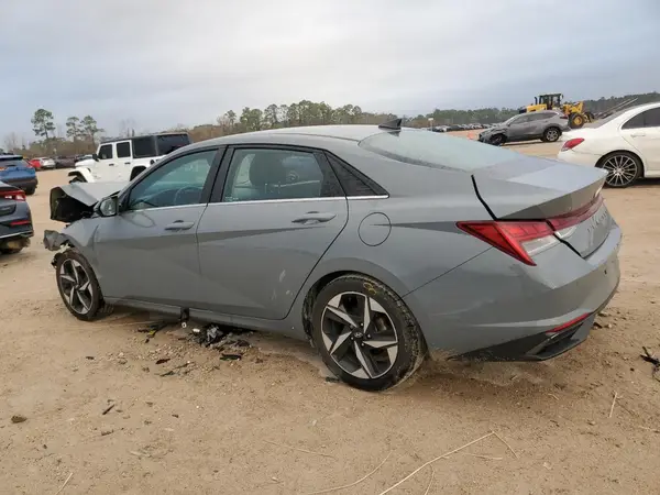 KMHLP4AG1NU229018 2022 HYUNDAI ELANTRA - Image 2