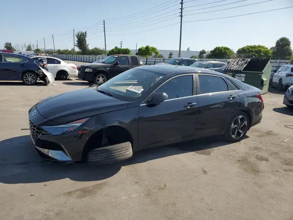 KMHLP4AG1NU329894 2022 HYUNDAI ELANTRA - Image 1
