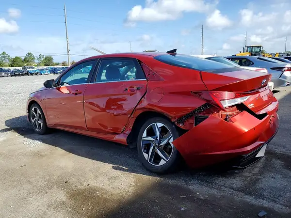 KMHLP4AG1NU352303 2022 HYUNDAI ELANTRA - Image 2