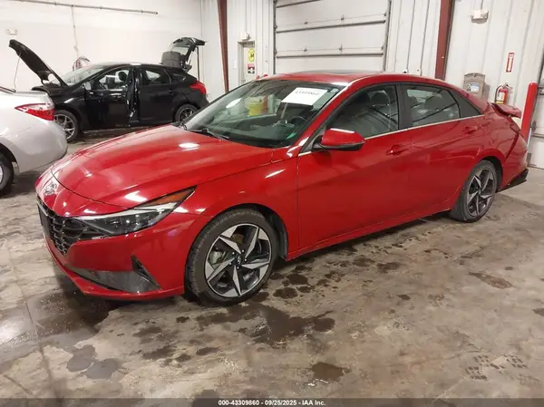KMHLP4AG1PU370612 2023 HYUNDAI ELANTRA - Image 2