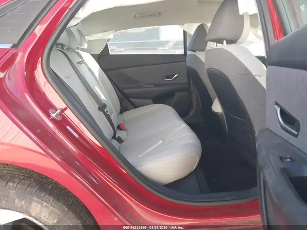 KMHLP4AG1PU383232 2023 HYUNDAI ELANTRA - Image 8