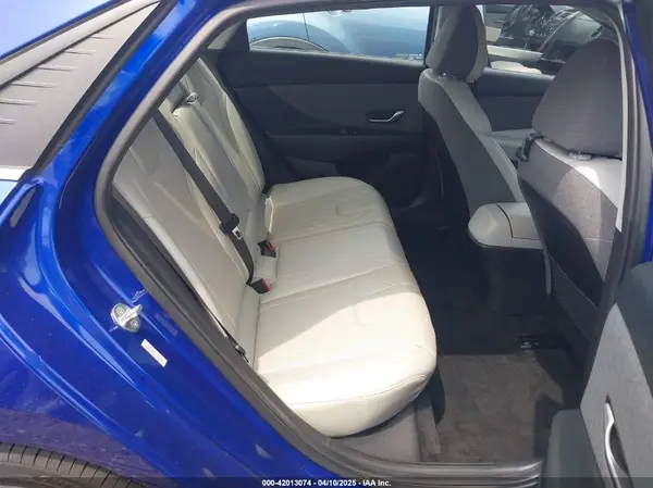 KMHLP4AG1PU449648 2023 HYUNDAI ELANTRA - Image 8