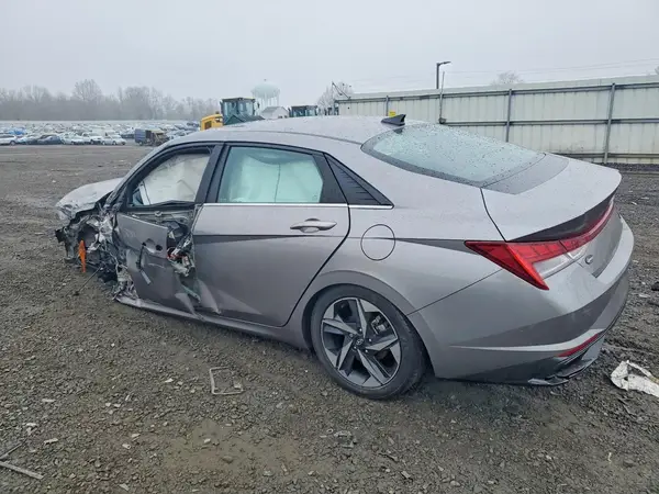KMHLP4AG1PU505619 2023 HYUNDAI ELANTRA - Image 2