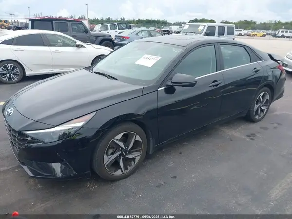 KMHLP4AG1PU514983 2023 HYUNDAI ELANTRA - Image 2