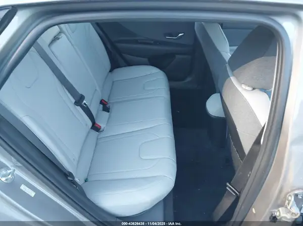 KMHLP4AG1PU562595 2023 HYUNDAI ELANTRA - Image 8