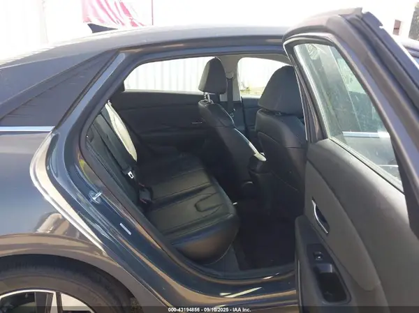 KMHLP4AG1PU618180 2023 HYUNDAI ELANTRA - Image 8