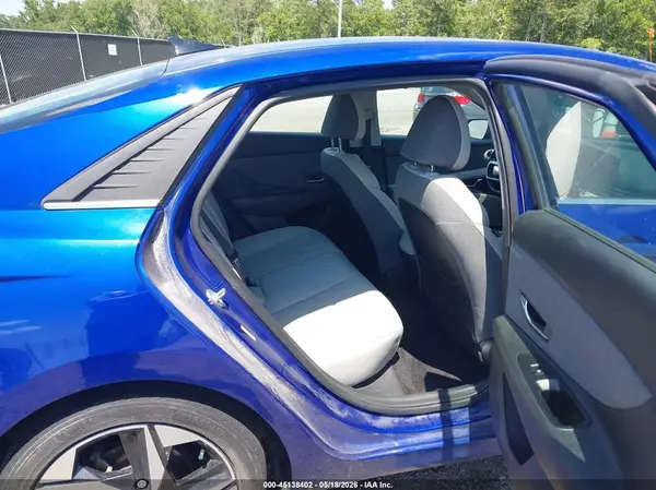 KMHLP4AG2MU120081 2021 HYUNDAI ELANTRA - Image 8