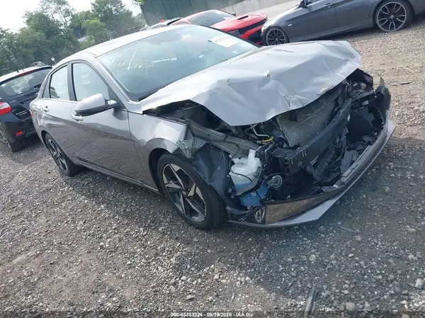KMHLP4AG2NU354397 2022 HYUNDAI ELANTRA - Image 1