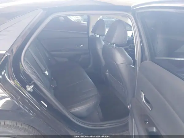KMHLP4AG2PU371607 2023 HYUNDAI ELANTRA - Image 8