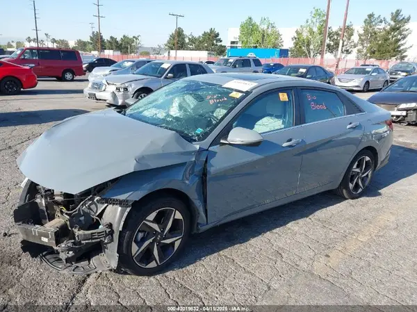 KMHLP4AG2PU403066 2023 HYUNDAI ELANTRA - Image 2