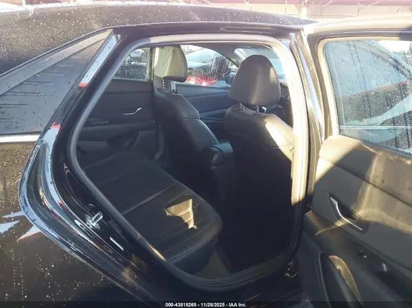 KMHLP4AG2PU404783 2023 HYUNDAI ELANTRA - Image 8