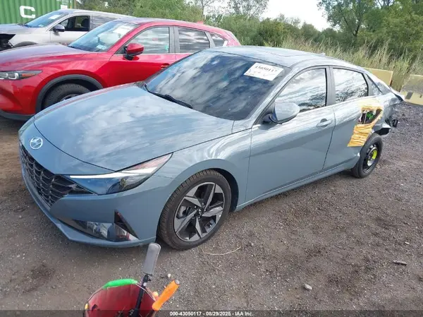 KMHLP4AG2PU453739 2023 HYUNDAI ELANTRA - Image 2