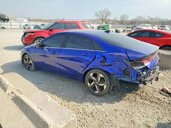 KMHLP4AG2PU493951 2023 HYUNDAI ELANTRA - Image 2