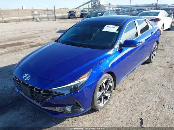 KMHLP4AG2PU494694 2023 HYUNDAI ELANTRA - Image 2