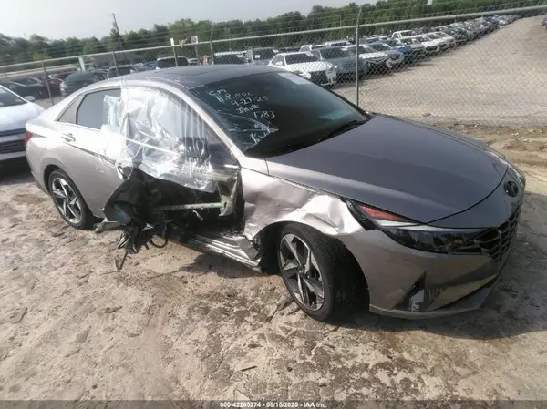 KMHLP4AG2PU504026 2023 HYUNDAI ELANTRA - Image 1