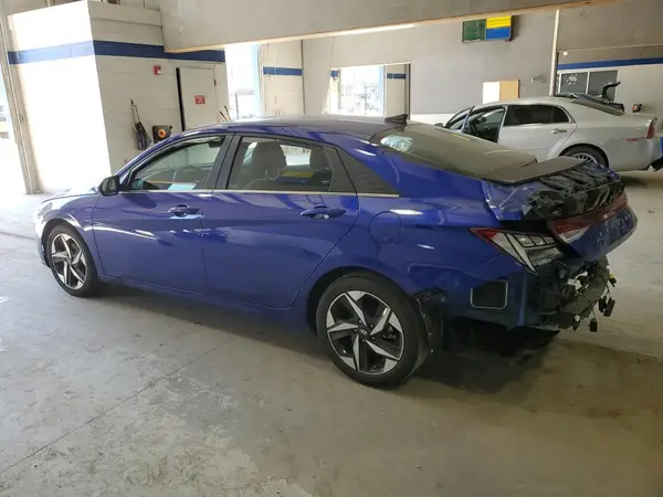 KMHLP4AG2PU534773 2023 HYUNDAI ELANTRA - Image 2