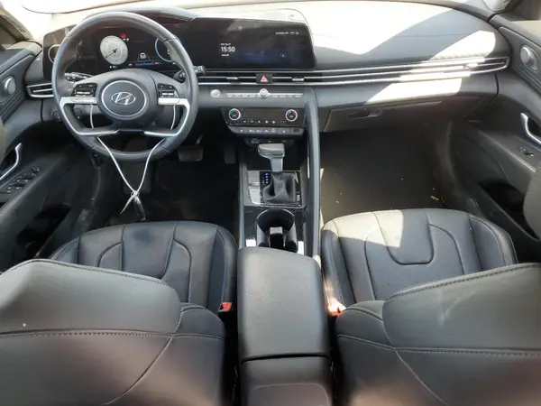 KMHLP4AG2PU563559 2023 HYUNDAI ELANTRA - Image 8
