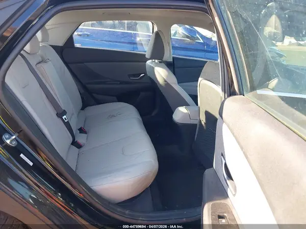 KMHLP4AG2PU564159 2023 HYUNDAI ELANTRA - Image 8